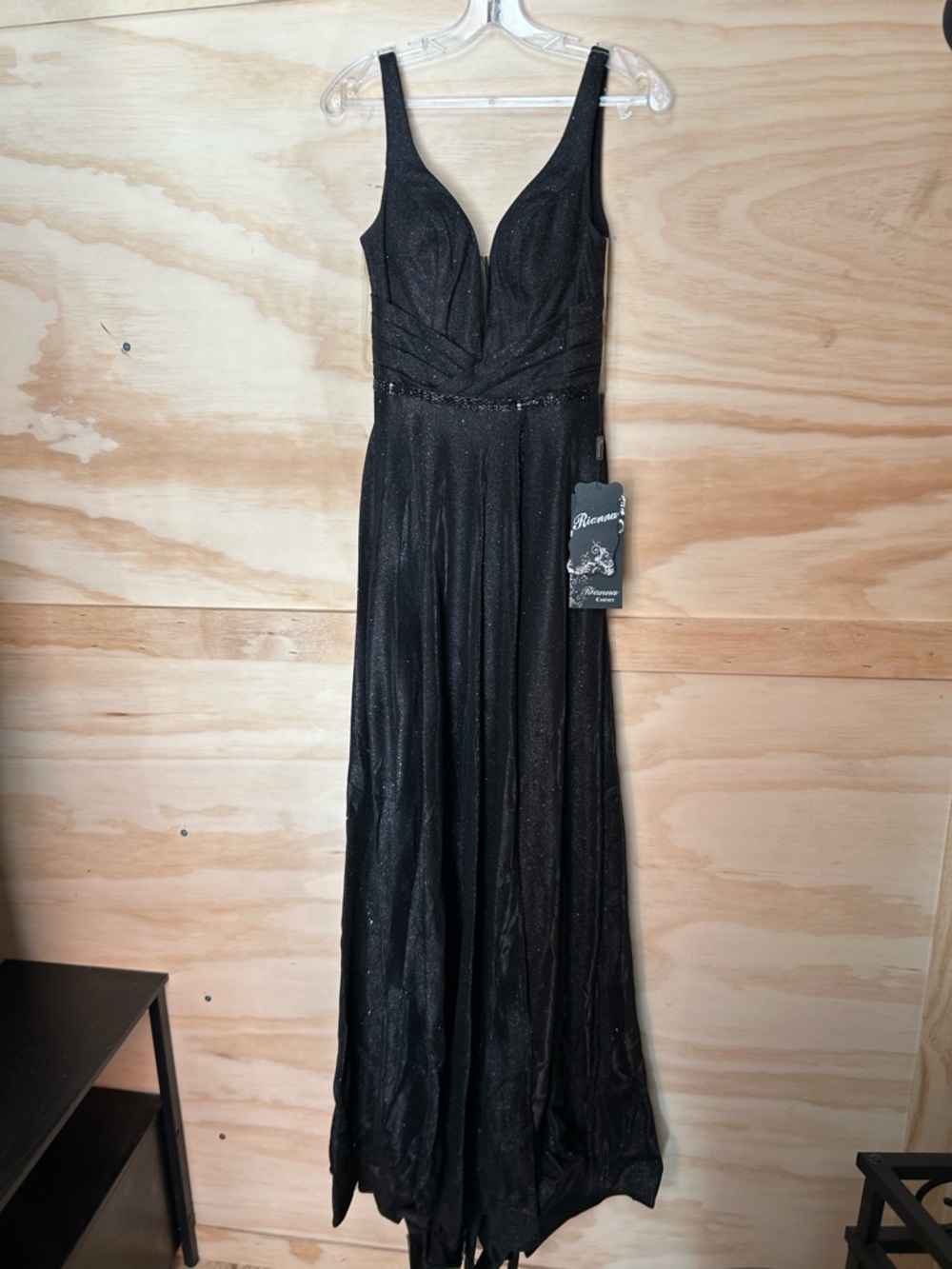 Riana Couture Black Evening Gown Size 4 New With Tags